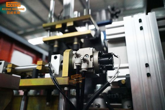 Vollautomatisches Haustier-lineare Flaschen-Blasformen-Maschine Dreiphasen-100mm 2L