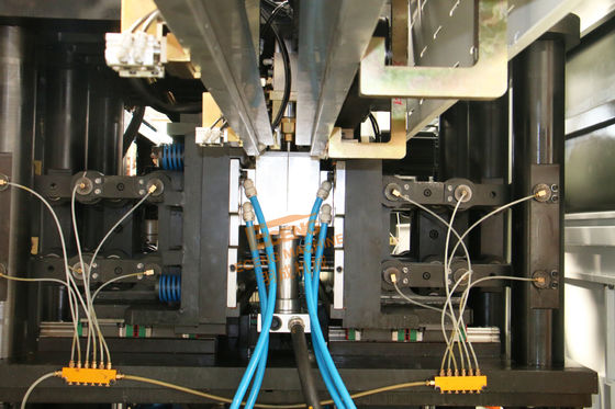 k8 8 Kavitätsmaschine zur Herstellung vollautomatischer Plastikflaschen Preis