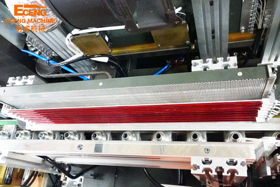 Q3000 Hochgeschwindigkeits-Wasserflasche Blasformmaschine 2 Hohlraum 3000BPH
