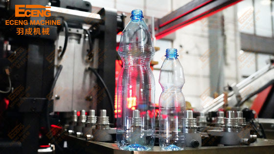 Ausdehnungs-Haustier-Blasen-Maschine 4cavity Eceng Q6000 für Mineralwasser-Flaschen-Linie