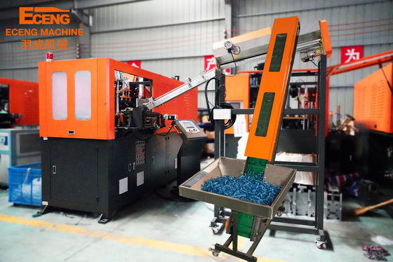3 Hohlraum-Haustier-Flaschen-Schlagmaschine Eceng Q4500 vollautomatisch