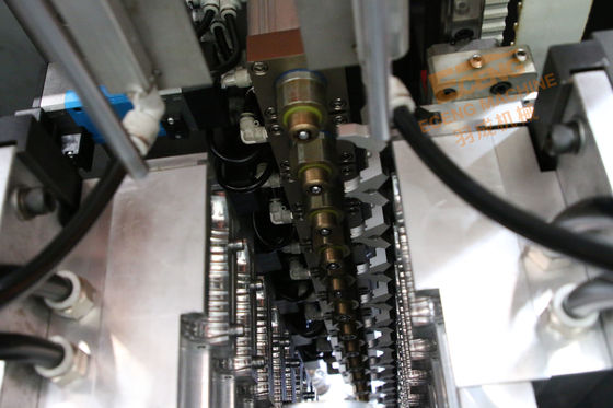 12 Hohlraum-Blasen-Maschine K12 vollautomatisch mit 26000BPH für HAUSTIER Flaschen