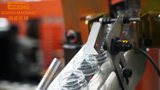 automatische Flaschen-Schlagmaschine Eceng Q3000 des Wasser-2cavity für klares Plastik-3000bph