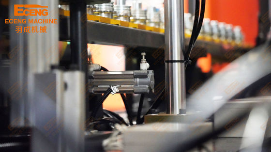 YCQ 2L-2 2Hohlraum PET Mineralwasserflaschen Blasemaschine 2000BPH Für die Sicherheit