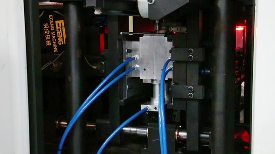Vollautomatische HAUSTIER Wasser 29KW Bottl Flaschen-Schlagmaschine 3.6*1.6*1.9m