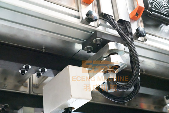 Wasser-Flaschen-automatische Blasformen-Maschine 10000bph Eceng K6 völlig elektrisch