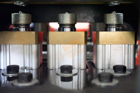 SMC-Plastik-HAUSTIER Flasche, die Maschine DELTA PLC-Steuerung macht