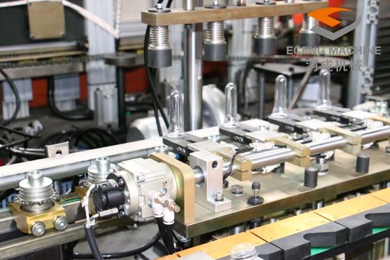 LDPE-HAUSTIER Flaschen-Schlagmaschine
