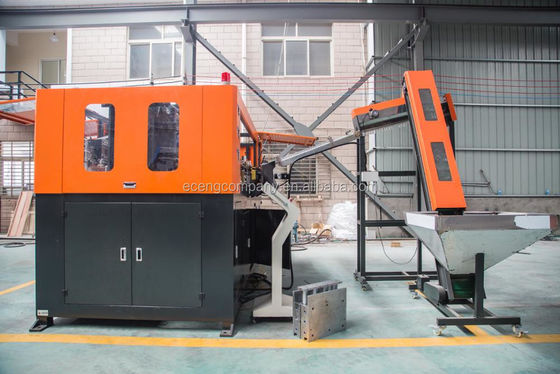 Eceng Dia 100 mm Mineralwasserflaschenblasmaschine 4 Hohlraum 4,5*1,6*1,9 m