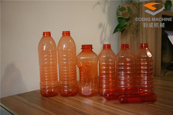 STREICHELN Sie das 4 Hohlraum-Mineralwasser-die Flasche, die Maschine 4.5*1.6*1.9m herstellt