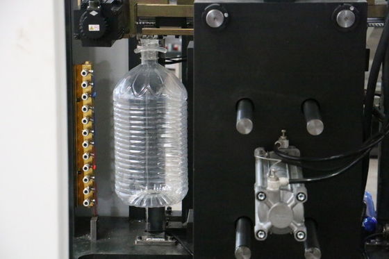 1 Hohlraum 5 Plastikblasformen der Gallonen-Flaschen-Schlagmaschinen-9kg/Cm2