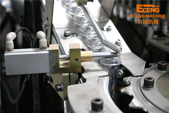 STREICHELN Plastikformteil-Maschine 12000BPH der flaschen-2L Blasen 380V 50HZ